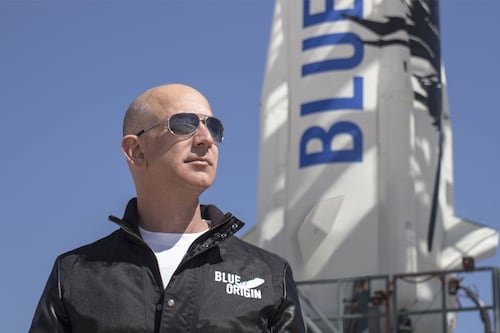 Jeff Bezos y Blue Origin se burlan de Virgin Galactic en redes