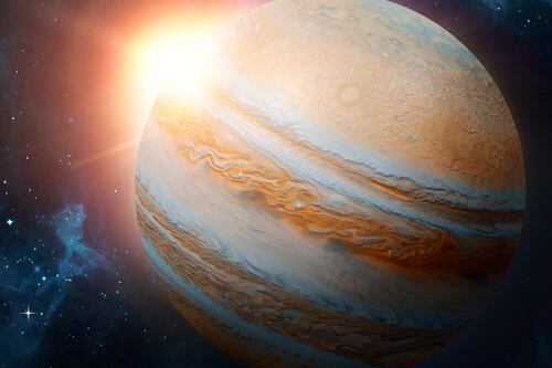 Telescopio Espacial Hubble revela a Júpiter en luz ultravioleta: una mirada inédita del gigante gaseoso