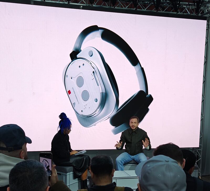 Charlie Smith, Chief Brand Officer de Nothing, explica cómo el diseño emocional, la colaboración con la comunidad y la cultura creativa están redefiniendo la forma en que interactuamos con la tecnología