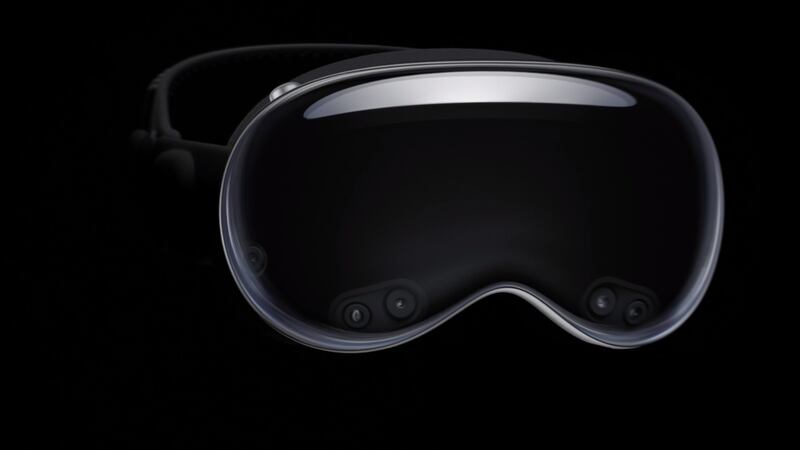 El visor de Realidad Mixta de Apple, el Vision Pro, finalmente es presentado en el WWDC23. Conoce todos los detalles oficiales.