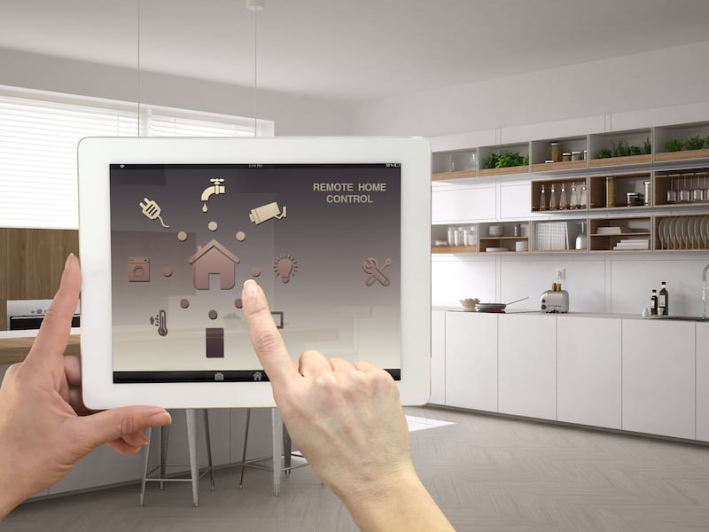 Tu casa te está reemplazando: 3 robots que ya lo hacen mejor que tú