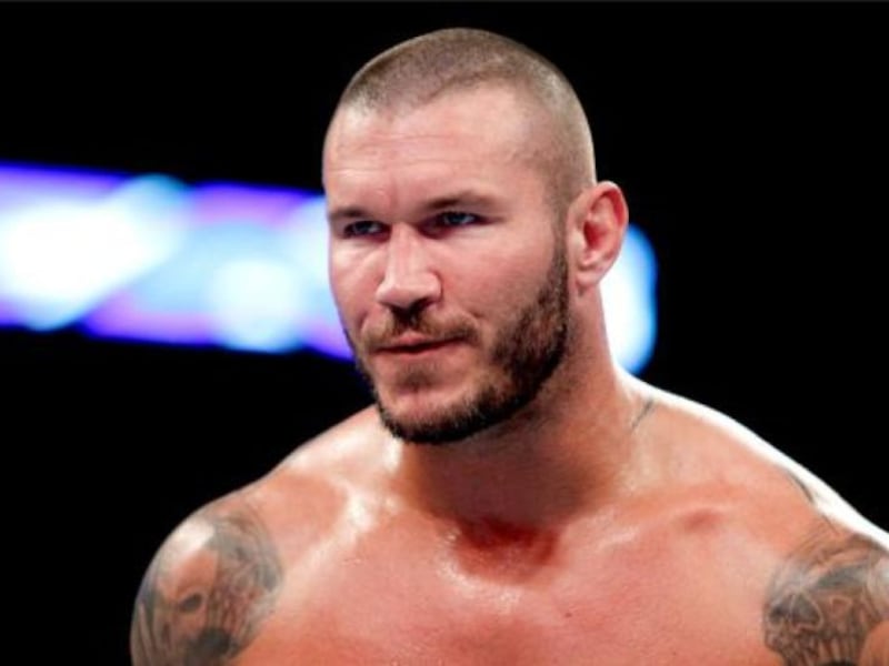 ¡Alarma en WWE! Randy Orton podría bajarse de WrestleMania a última hora por lesión