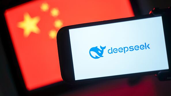 DeepSeek busca trabajadores