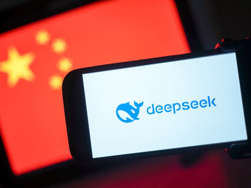 El futuro no pinta tan brillante: Investigador de DeepSeek lanza alerta sobre el impacto de la IA