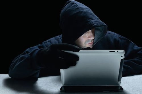 Ciberdelincuentes crean sus propias versiones de ChatGPT para generar malware y campañas de phishing
