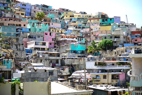 ChatGPT revela cuáles son las cinco ciudades más feas de América Latina