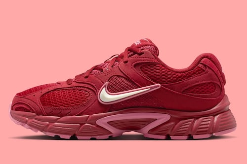 Nike V5 RNR “Valentine’s Day”: La apuesta tecnológica y romántica que redefine el calzado de alto rendimiento