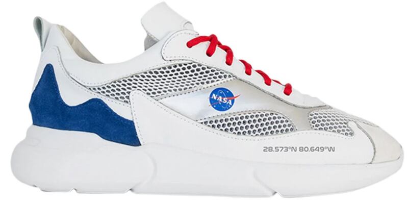 Así eran las NASA x W3RD Apollo 11, zapatillas creadas por la colaboración entre la NASA y la empresa Mercer Amsterdam.