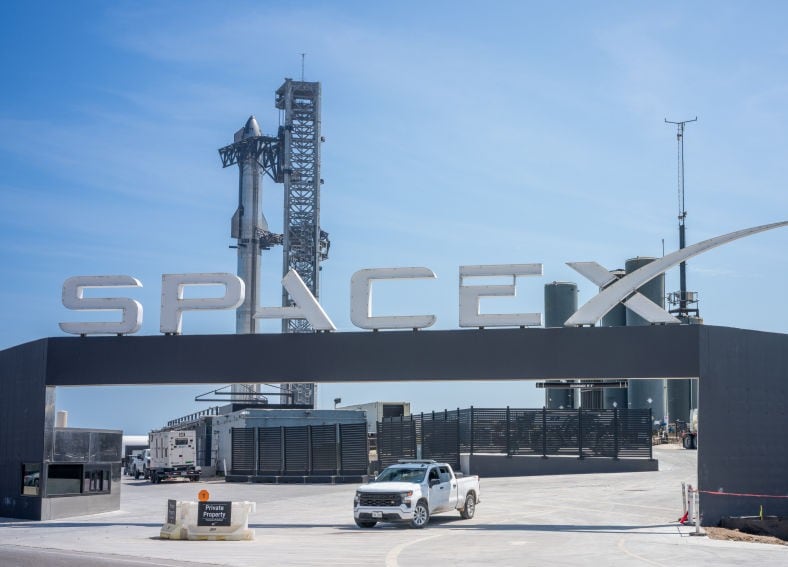 Google y SpaceX avanzan hacia la construcción de la “Nube Orbital”