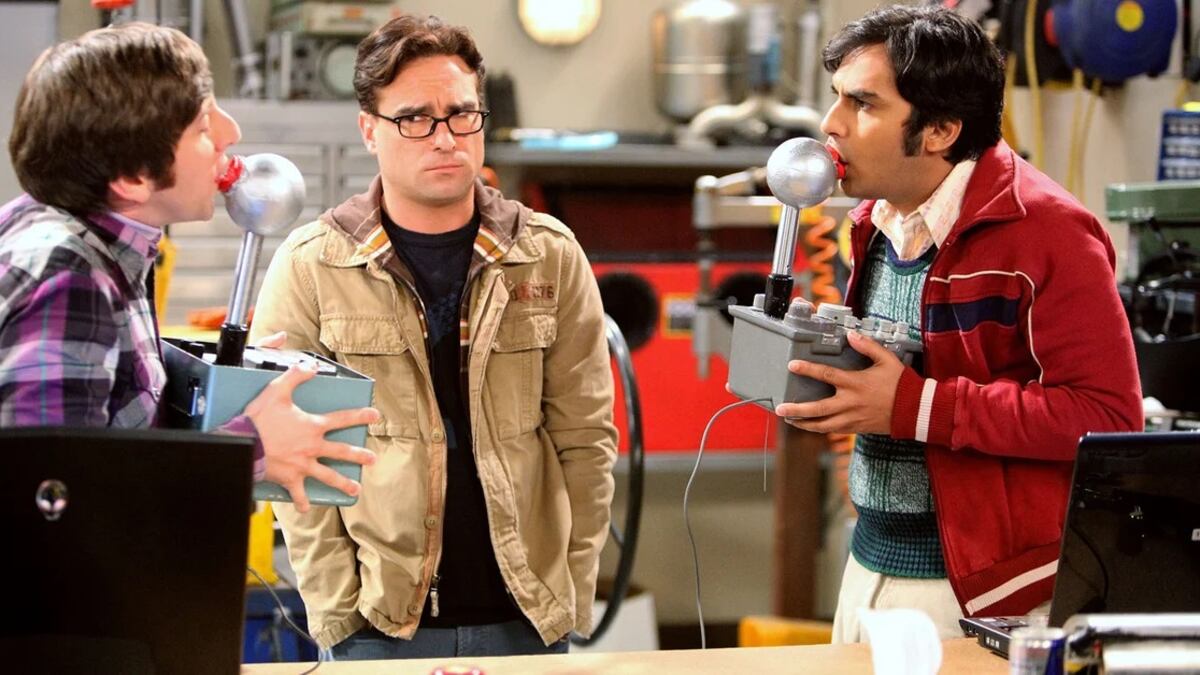 Raj y Howard en The Big Bang Theory