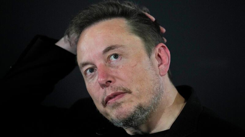 Estas son las táctica de Elon Musk para construir empresas exitosas: Una de ellas incluye dormir bajo su escritorio