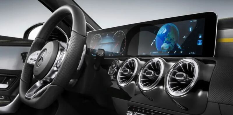 Pantallas táctiles en automóviles