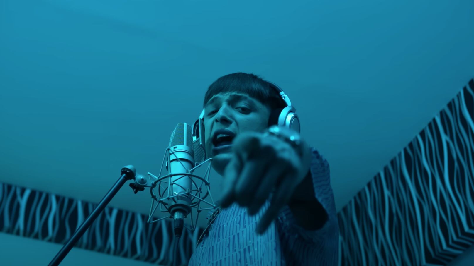 Peso Pluma Feat. Bizarrap