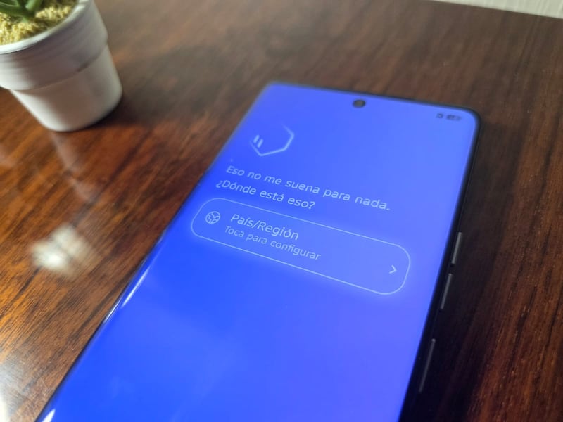 Tecno - Camo 4o Pro - FW/C.Rehbein