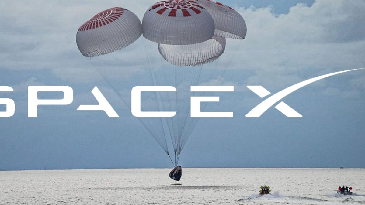 La tripulación de la misión Inspiration4 de SpaceX luego de tres días orbitando nuestro planeta logra amerizar con éxito.
