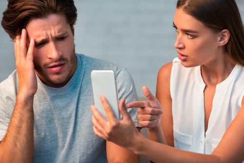 La inteligencia artificial se involucra en un tema delicado para las parejas: la infidelidad