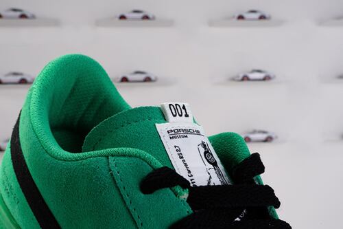 Porsche y Puma festejan los 50 años del 911 Carrera RS 2.7 con las zapatillas Suede RS 2.7