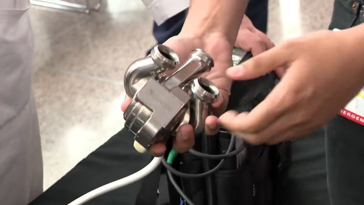 Corazón artificial con levitación magnética