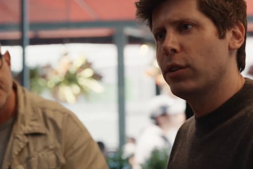 Sam Altman hace oficial su colaboración con Jony Ive, para la creación de un dispositivo basado en IA