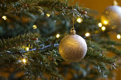 ¿Cuánta electricidad consumen las luces del árbol de navidad?: Acá la respuesta