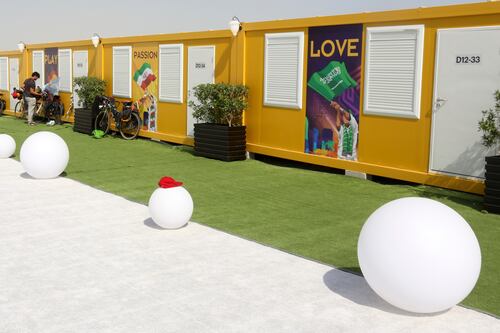 Qatar envía cabañas del Mundial a damnificados del sismo en Turquía y Siria