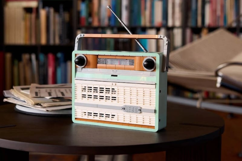 LEGO Retro Radio.