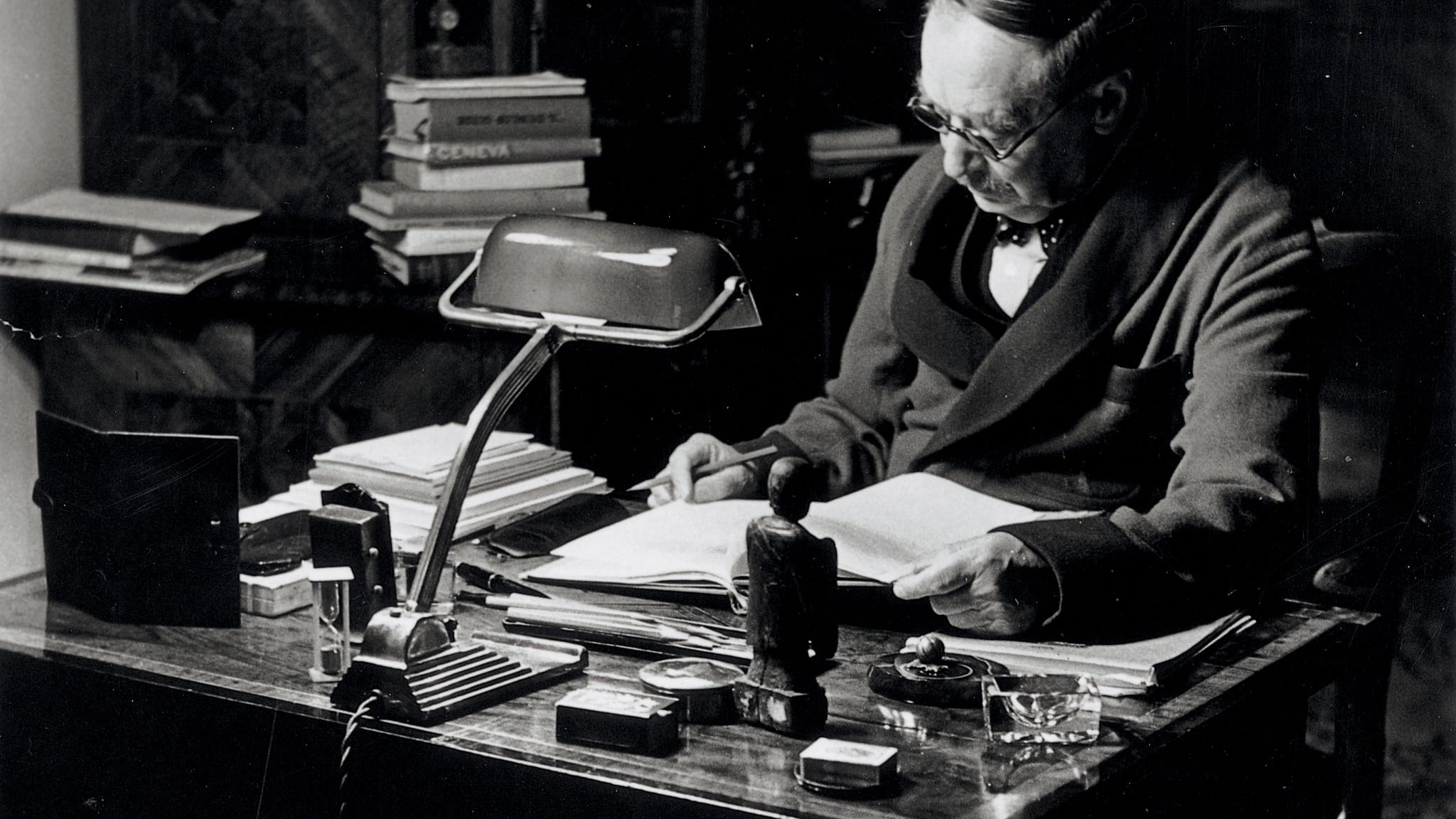 H.G. Wells, escritor y novelista inglés de ciencia ficción e historia (1865-1946).