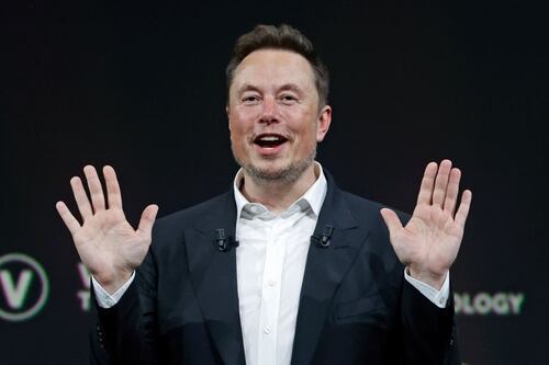 Elon Musk busca frenar la polémica y explica la verdad de por qué está en contra del teletrabajo