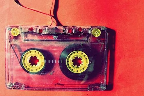 Nostalgia en peligro: Escasez mundial de óxido gamma férrico retrasa la producción de cassettes
