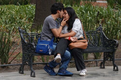 ¿Realmente las parejas no están teniendo citas como antes? Esto dice un estudio