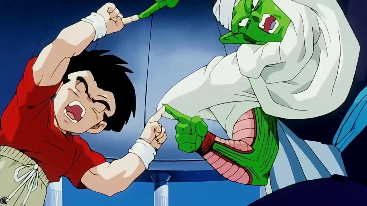 Krilin y Piccolo simulando la danza de la fusión