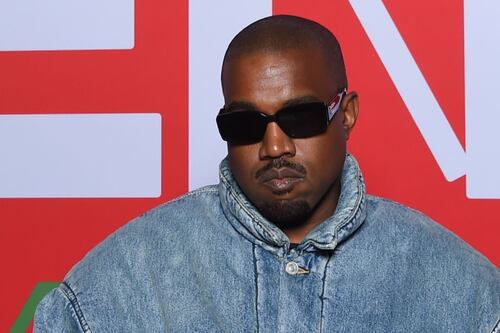 Las Nike Air Yeezy 1 Grammy de Kanye West dejaron pérdidas en subasta