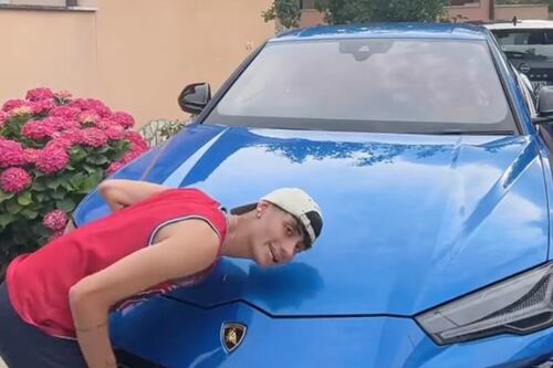 Toda una tragedia: Un niño murió por culpa de cinco youtubers que intentaban un reto viral con un Lamborghini