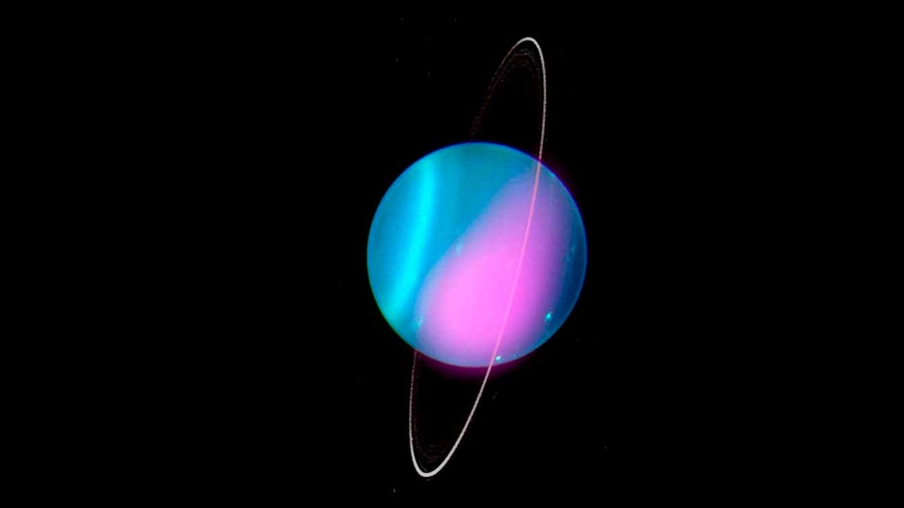 Urano es un planeta con una temperatura relativamente elevada para el lugar que ocupa dentro de nuestro Sistema Solar. Hoy la ciencia responde por qué.