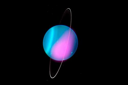 El planeta Urano tiene anillos y el telescopio James Webb registró su brillo