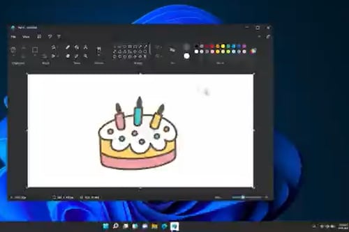 Microsoft se acuerda de actualizar Paint después de muchos años añadiendo modo oscuro en Windows 11
