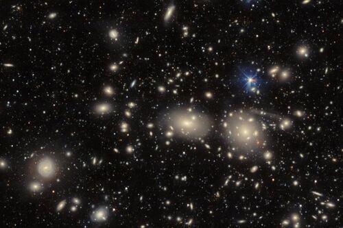 Observatorios en Chile detectan oxígeno en la galaxia más lejana conocida de todo el Universo