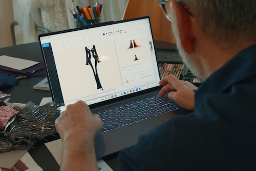 Lenovo sin filtro: La crisis de los chips durará todo el año, aseguran