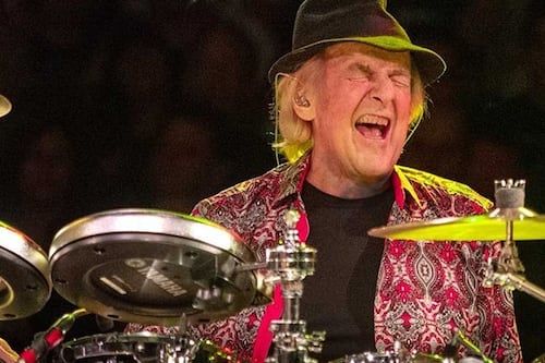 Poco antes de la gira aniversario de Yes: murió legendario baterista Alan White