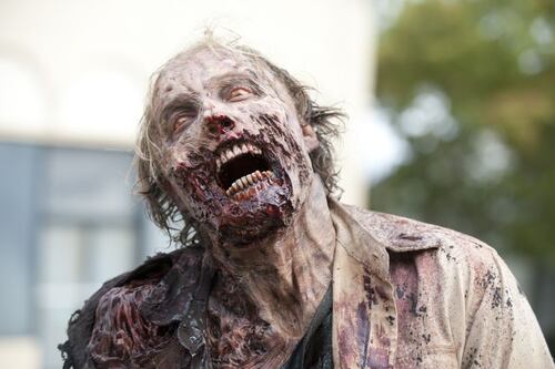 Game of Thrones, The Walking Dead y más: así serían unas zapatillas Nike sobre las series, según una Inteligencia Artificial