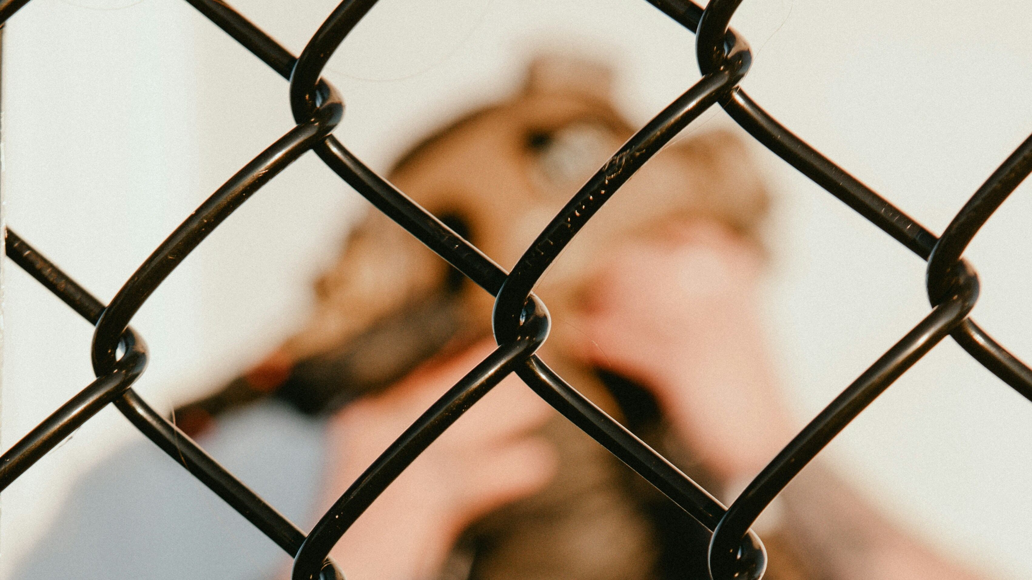 Esta medida permitirá que las tropas en servicio activo se concentren en tareas críticas, mientras que las funciones secundarias serán manejadas por personal externo.