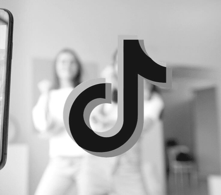 Este popular influencer le vendió su cara a la inteligencia artificial: ¿Qué significa esto?