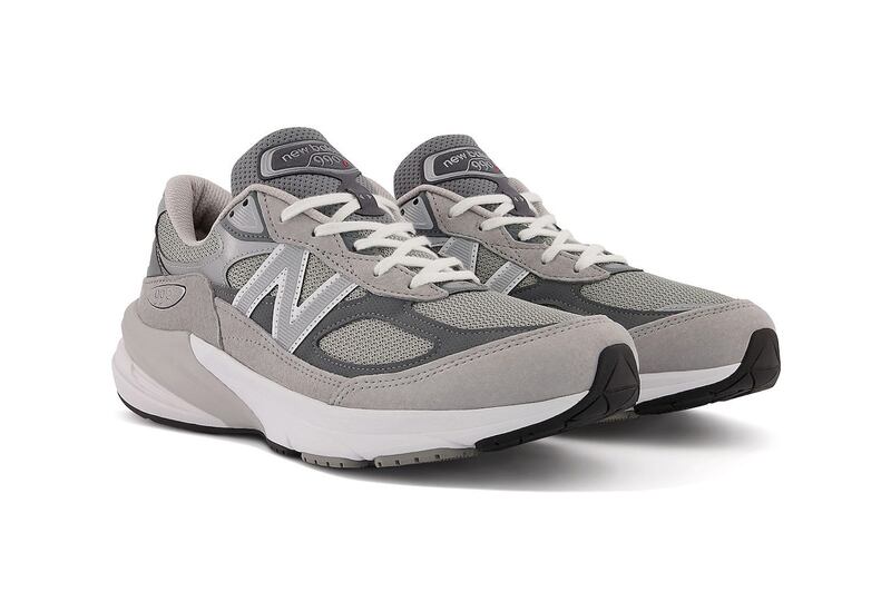 New Balance 990v6