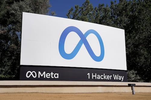 Productividad pasiva: El nuevo colgante con Inteligencia Artificial de Meta que quiere revolucionar las oficinas