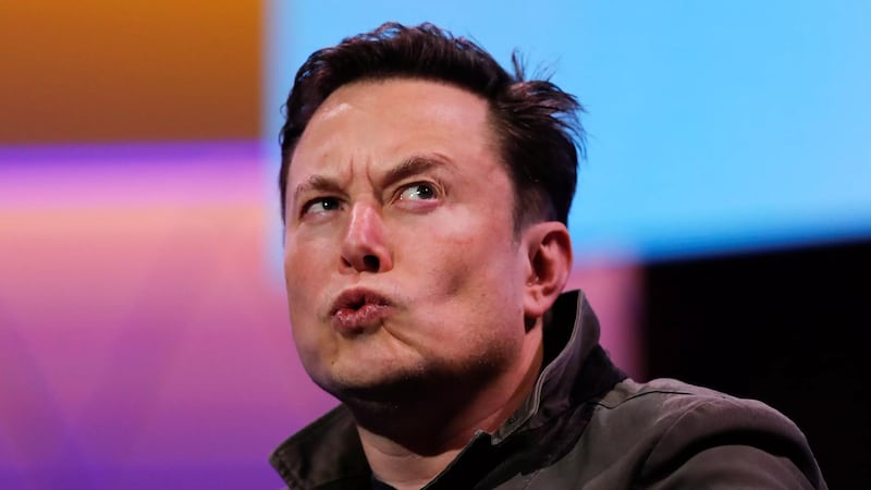 Deepfake de Elon Musk enamora a una mujer coreana y le roba $50 mil dólares