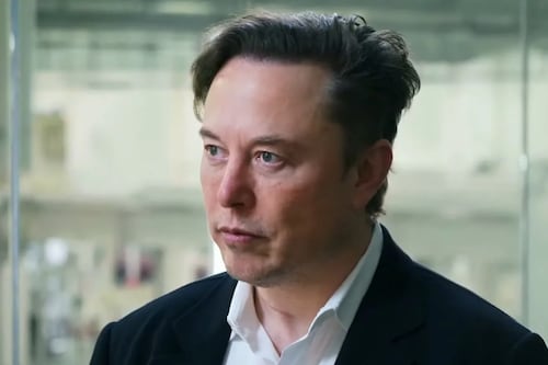 Elon Musk advierte sobre la Inteligencia Artificial y su uso para “guerras de drones”