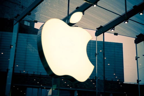 Apple Store: empleados podrían reparar tu iPhone gratis si haces esto