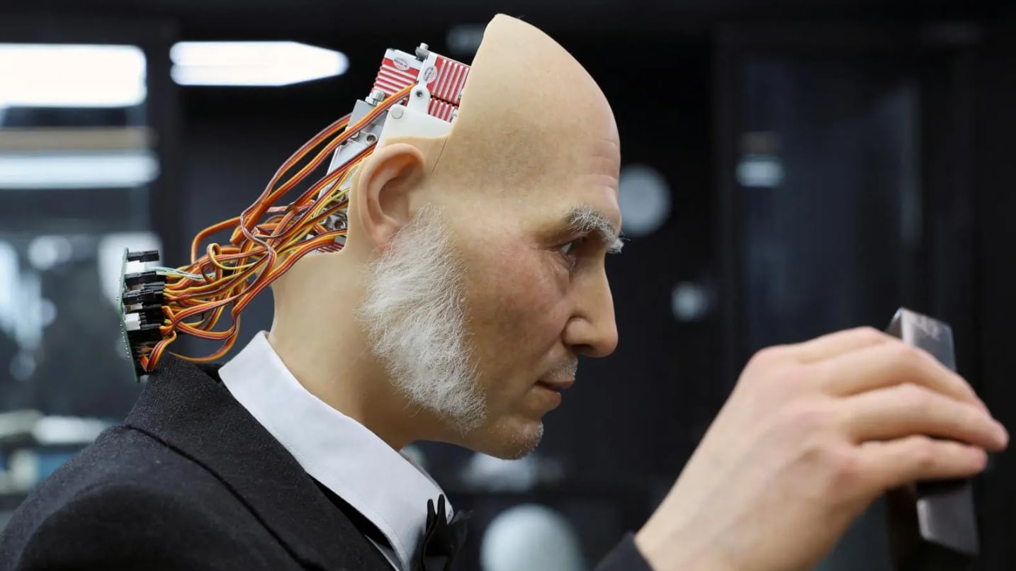 Robots humanoides de Ex-Robots.