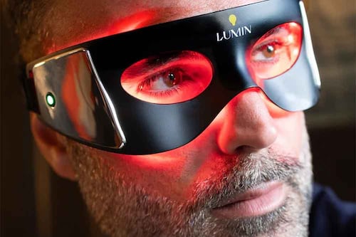 La máscara LED con tecnología de la NASA que usas 3 minutos al día para hackear tu rostro y dejarlo perfecto