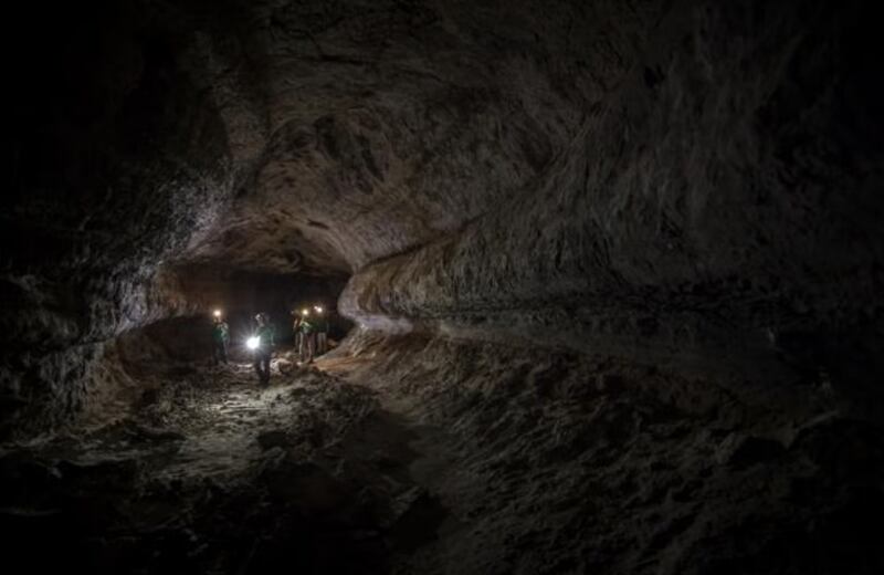 La morfología de los túneles de lava en Marte y la Luna es similar a los de la Tierra